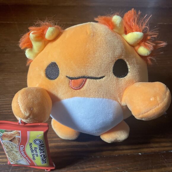 Plush Holding Maruchan Ramen Noodle Soup Chicken 5” Zuru Snackles - Picture 3 of 7